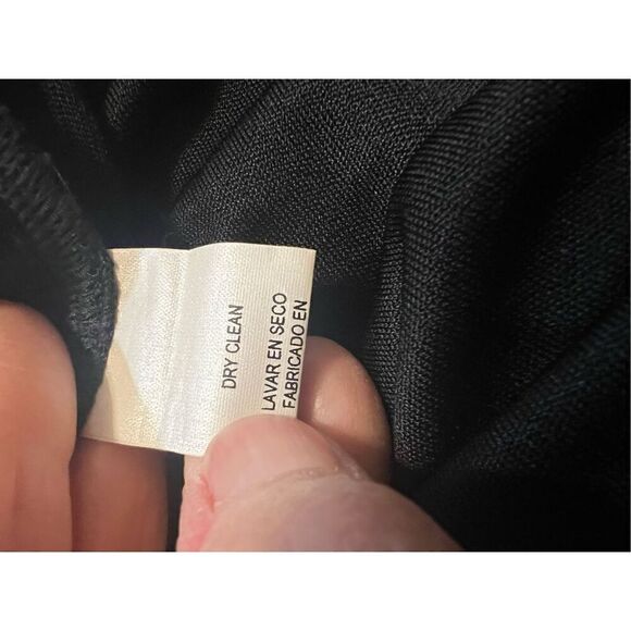 Vintage Eileen Fisher Woman Nlack Slinky Knit Lightweight Black One Button Cardi - Picture 10 of 10